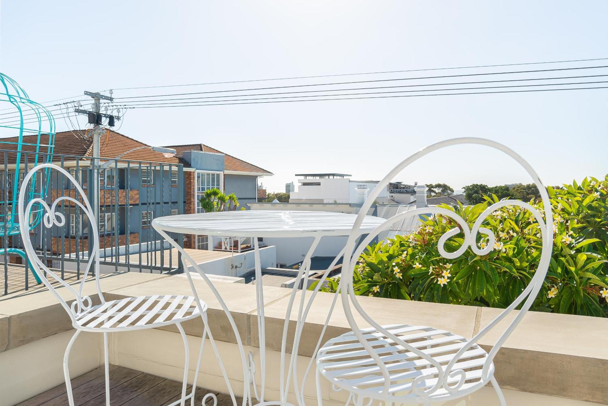 Light & Airy 3 Bedroom Point Family *