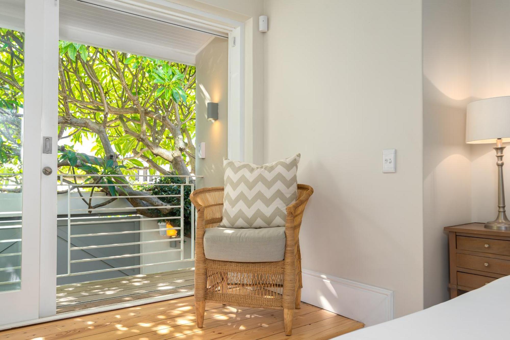 Light & Airy 3 Bedroom Point Family *
